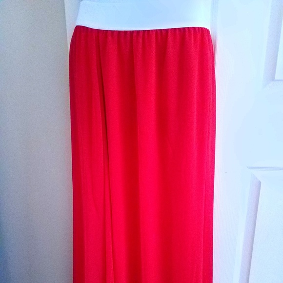 Maxi Skirt, sheer with built in slip - Picture 3 of 3